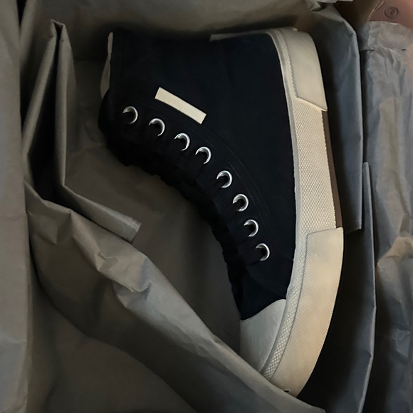 Balenciaga shoes brand new in Box - Picture 10 of 11